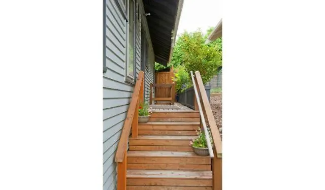 No Car Needed - N Beacon Hill Beauty Apartment Seattle